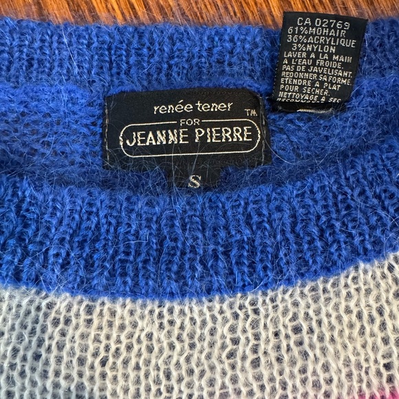 Renee tender for Jeanne Pierre sweater - Picture 2 of 3